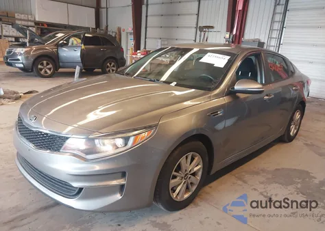 2017 Kia Optima Lx z USA, uszkodzony, nr VIN 5XXGT4L38HG148958